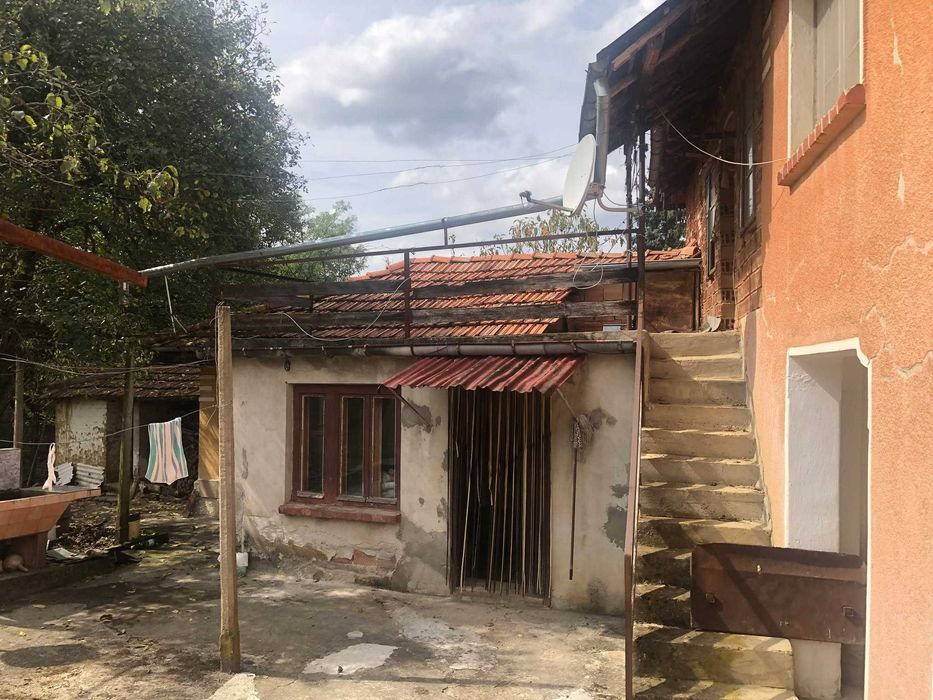 Продава се Къща в с. Гостиня, Област Ловеч - 200 кв.м за 235 €/кв.м - Снимка #5