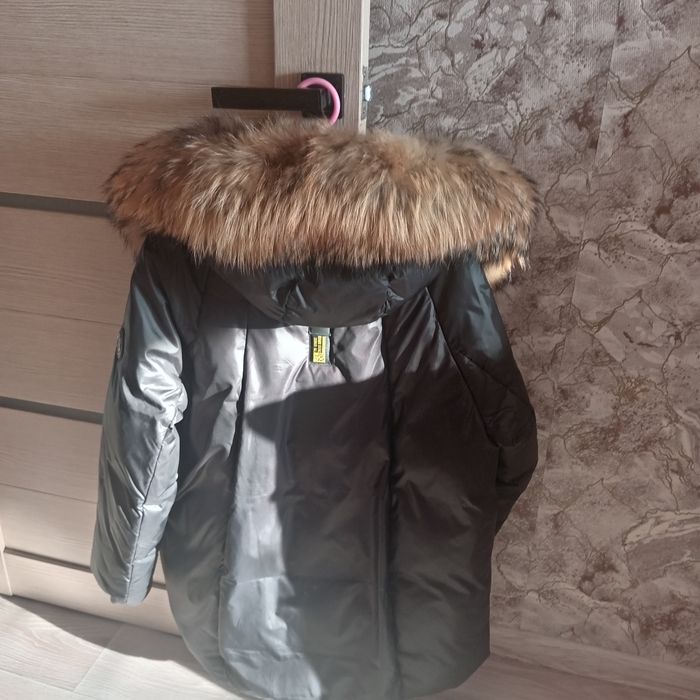 Продам куртку - пуховик