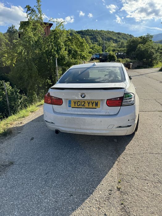 BMW F30 2.0D 2012г На Части