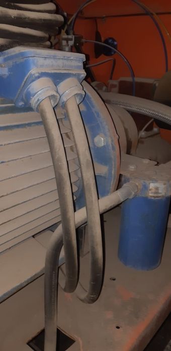 Винтовой компрессор