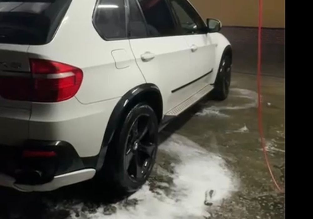 Vand tripla bmw x5 e70 150lei bucata