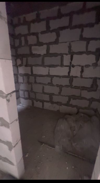 Buxoro city 2 xonali uy sotiladi