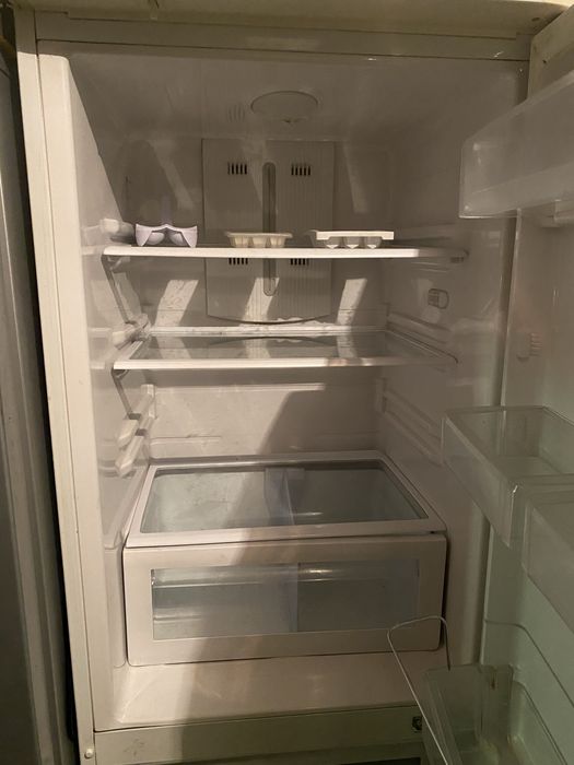Продам золодильник samsung