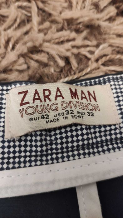 Pantaloni barbati Zara, ca noi marimea eur 32