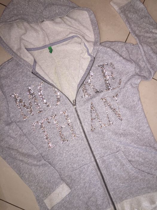 Яке Benetton;Зара-суитчърт;дъждобран,;сако,блуза,дънки-26./хс