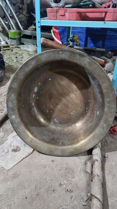 Продам тазик латунь