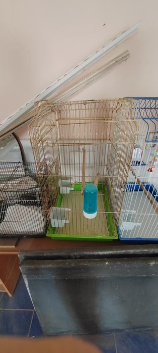 Клетка для попугайя