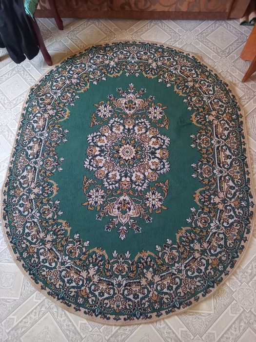 Продам ковры разные