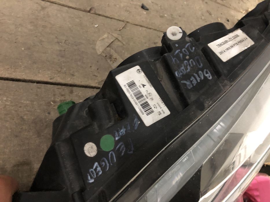 Фар Peugeot Boxer Fiat Ducato