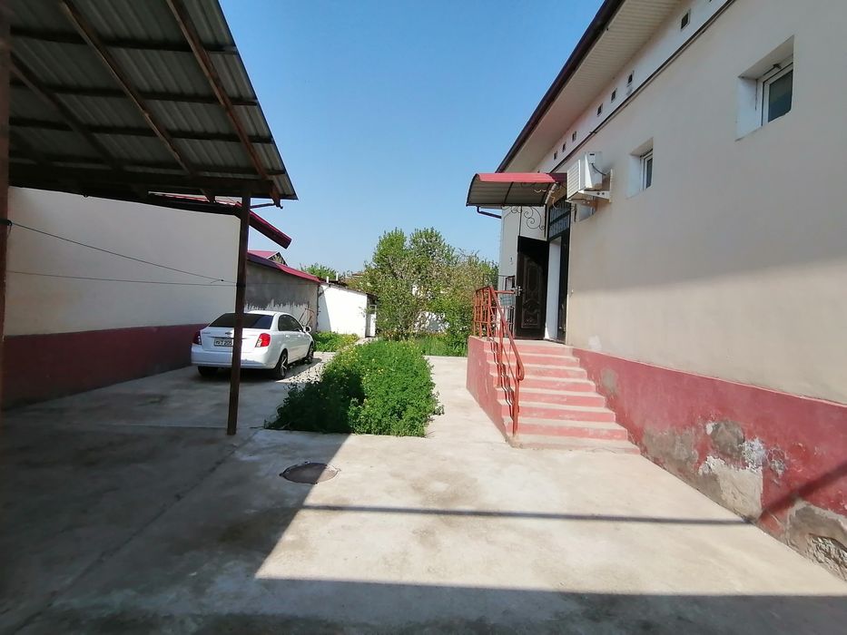 Ховли 4 хонали шароитлари билан адресс юкори чирчик бетонка аренда