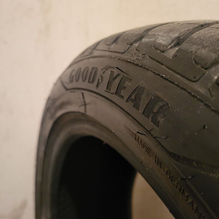 Гума Goodyear 245/45/R20