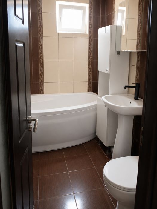 Vând apartament in Apahida