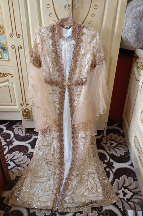 Келинчак ансамбль сотилади холати янгидай 2 марта кийилган