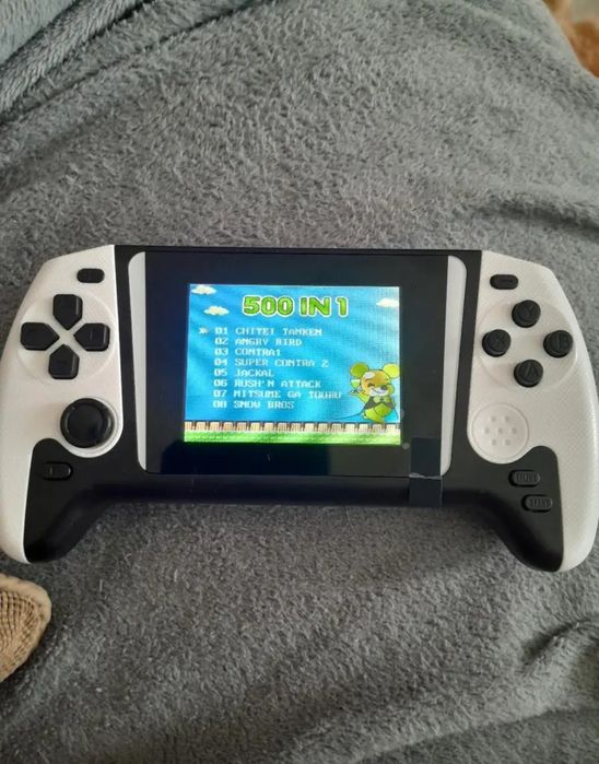 Мини игровая консоль