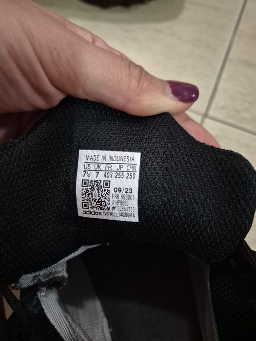 ОБУВКИ номер 40 1\2 от серията Adidas Terrex, носени са броени пъти.