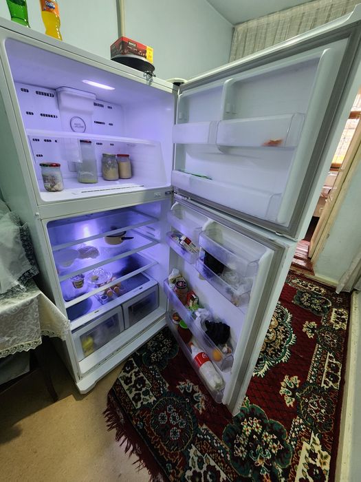 Samsung xolodilnik sotiladi