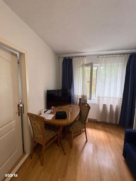 2cam nd 30 mp zona primaverii se vinde mob si utilat 72.000 euro