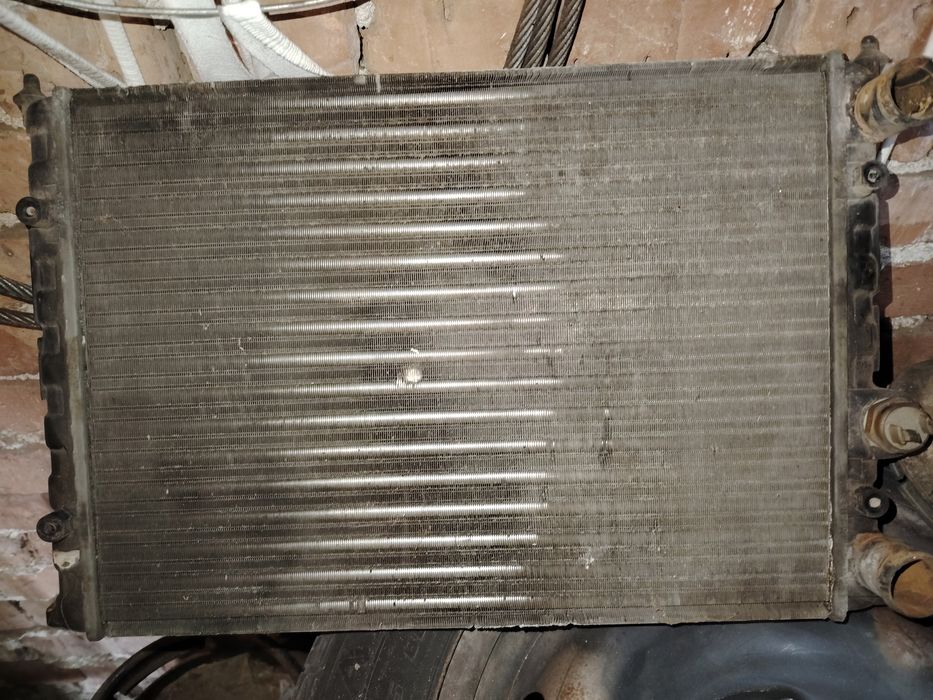 Радиатор за голф 3 оригинален