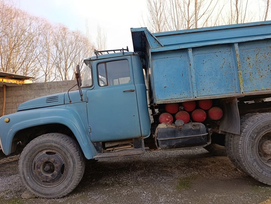 Zil sotiladi 1990 yil