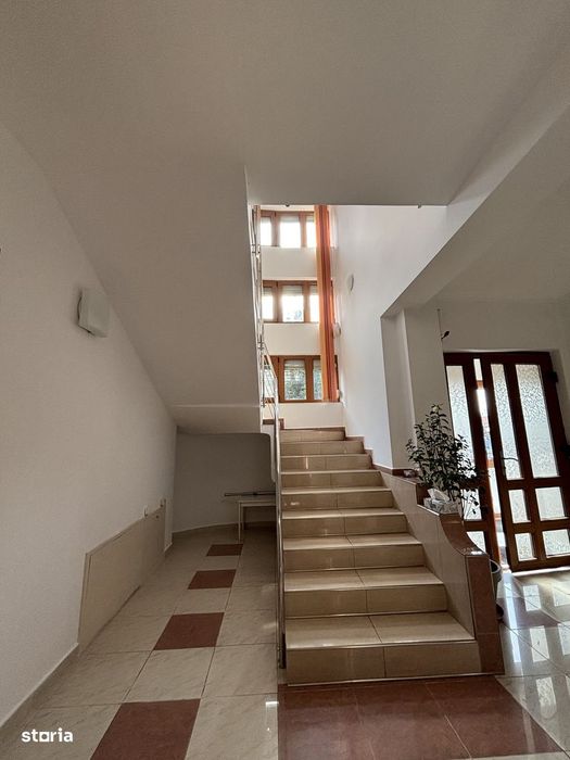 Vila de vanzare Snagov 100m de padure