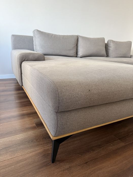 Manila corner sofa/ Ъглов диван на крачета 315/212/87