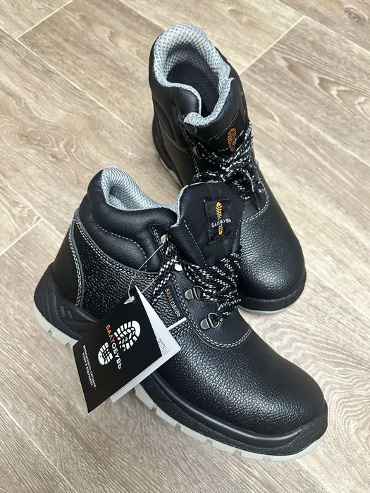 Ботинки рабочие летние новые