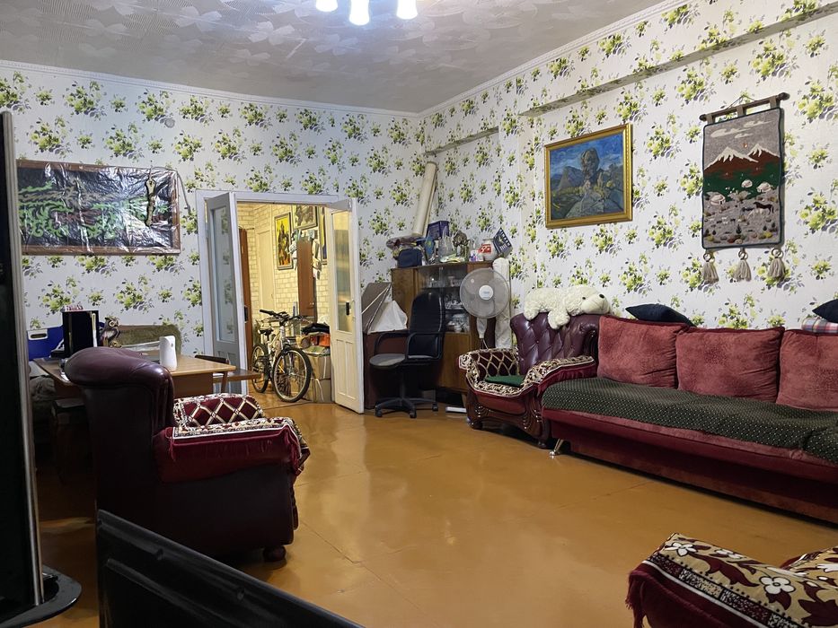 Продам 3 комнатную квартиру