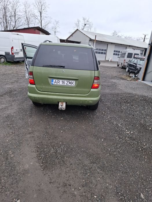Mercedes ML 270  W 163
