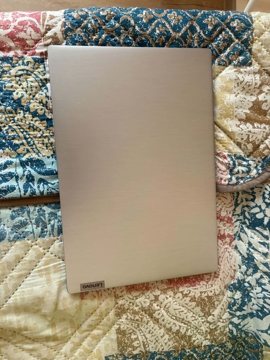 Lenovo IdeaPad 3 15ADA05