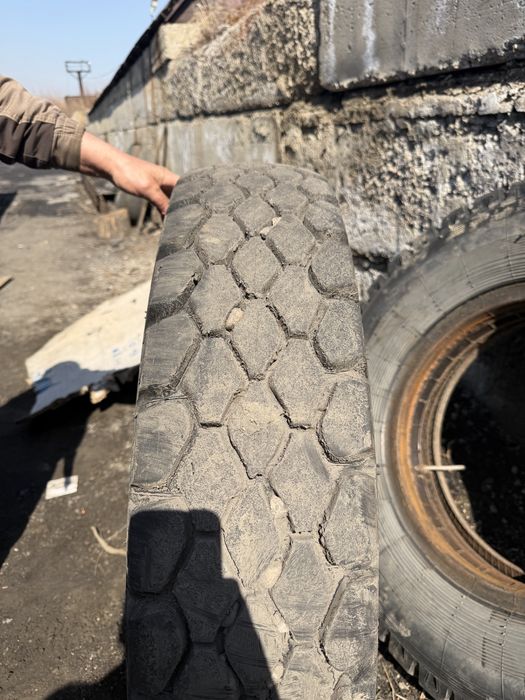 Резина на камаз(шины) r9