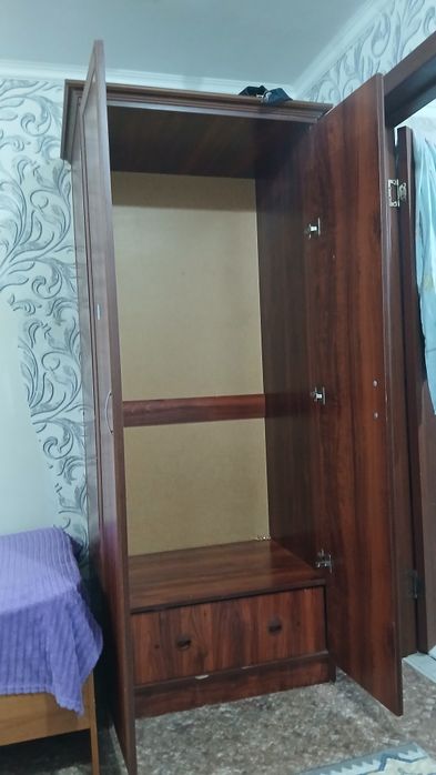 Продам шкаф 90 см