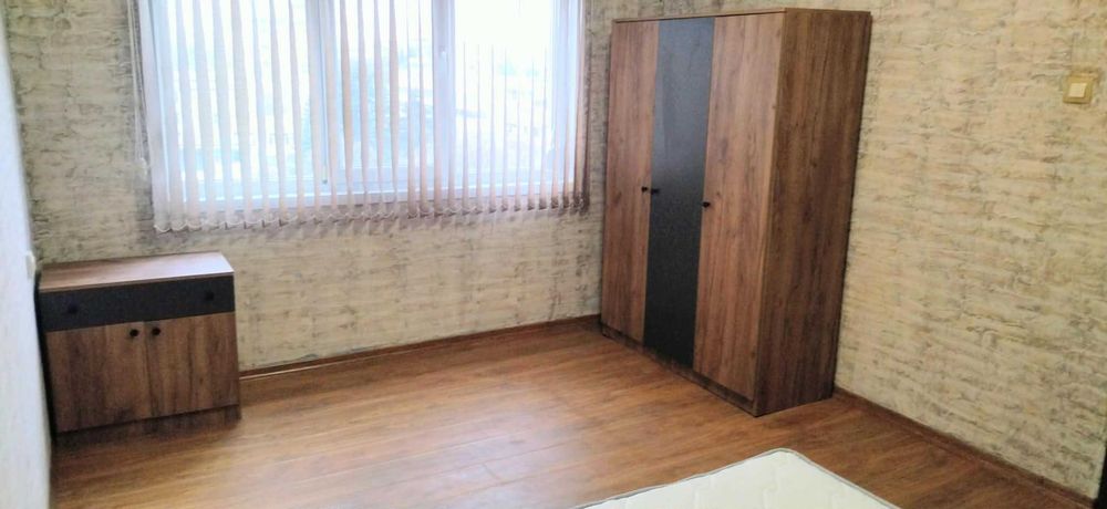 Собственик дава под наем 2-ен апартамент в топ център