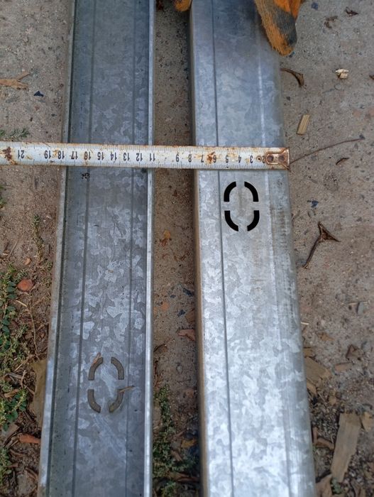 Направлющий профиль стенавой