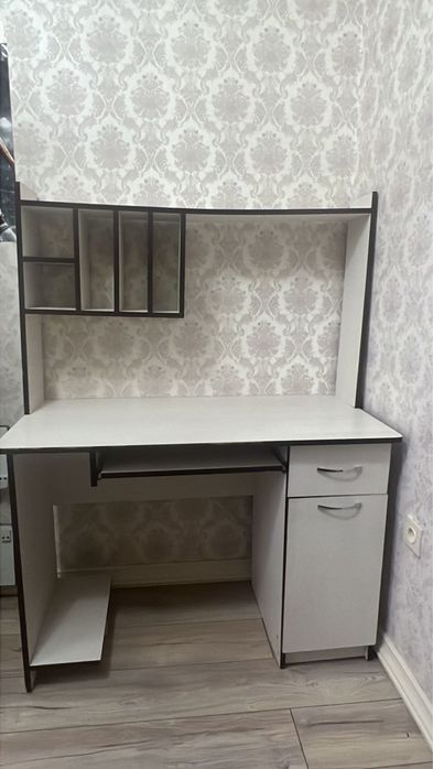 Продается рабочий стол