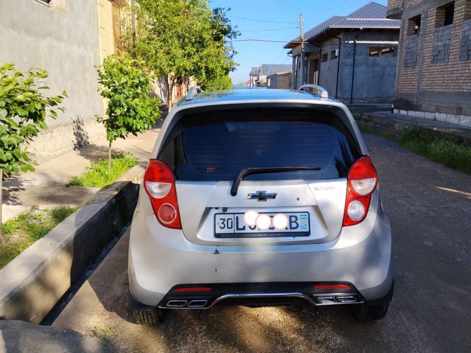 Chevrolet Spark 2011 — 2