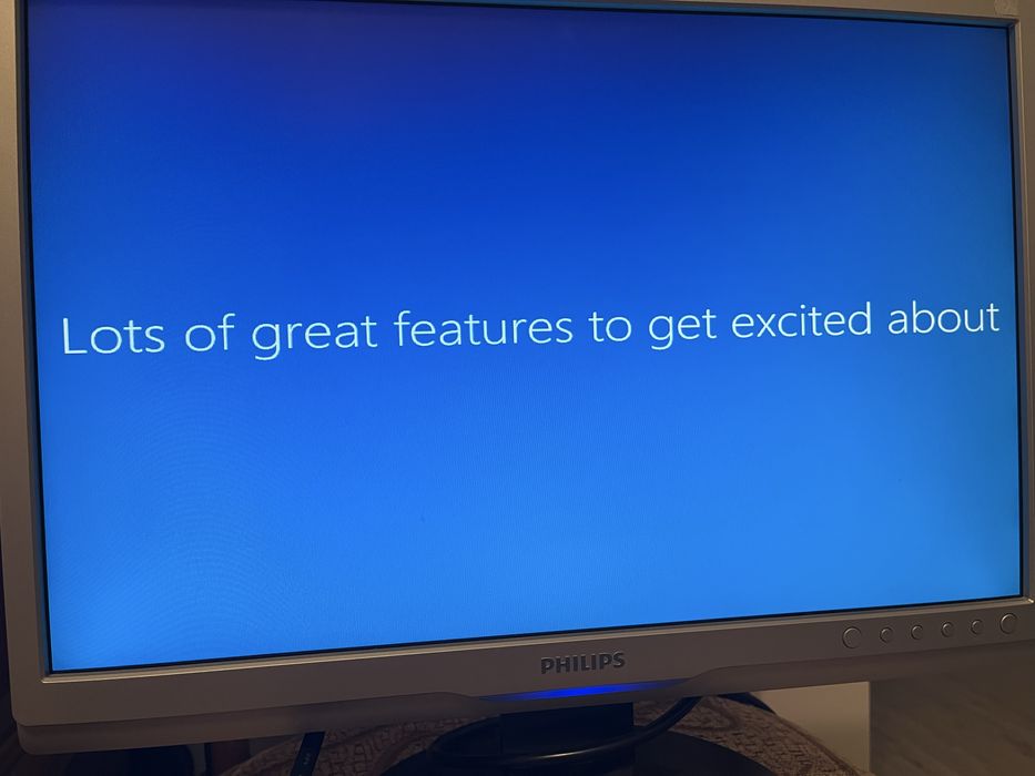 Vand pc vechi + monitor