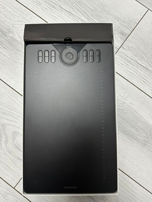 Графический планшет Huion HS610