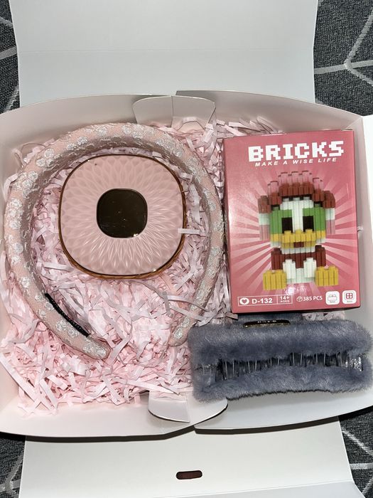 Подарок на 8 марта