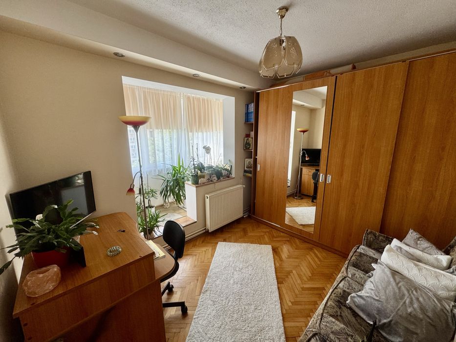Apartament 3 camere, 68 mp, 2 băi, balcon închis – Unirii, Târgu Mureș