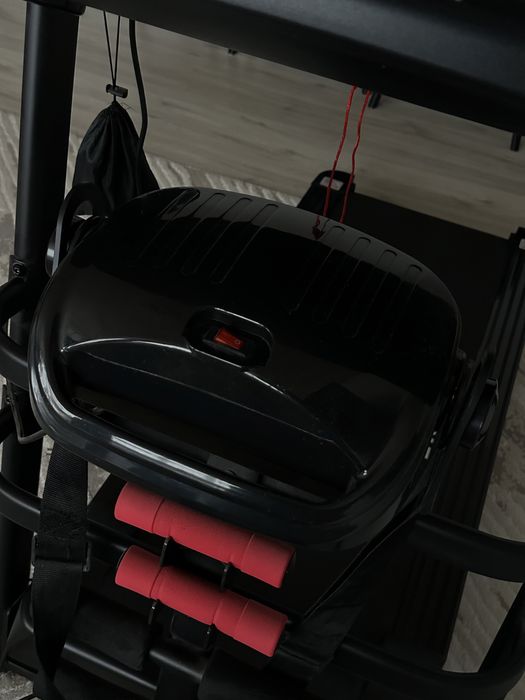 Продам беговую дорожку