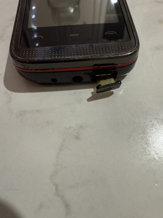 Продам нокия 5530