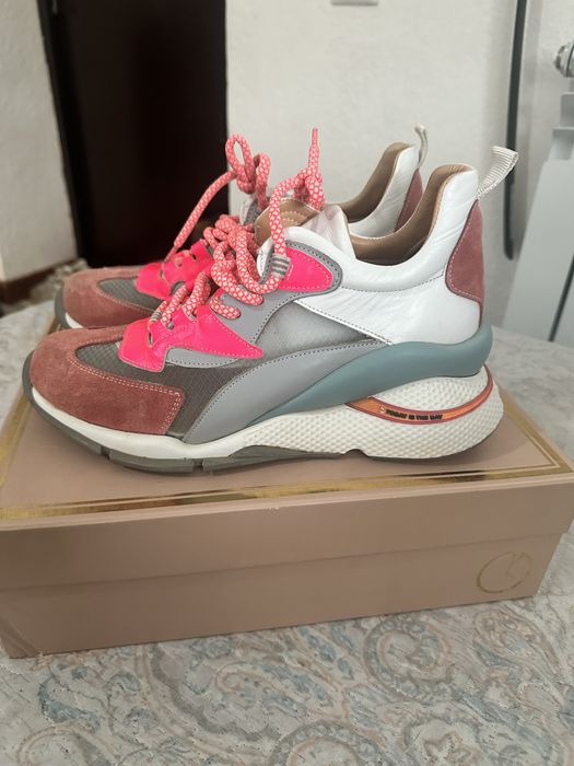 Кроссовки ilvi