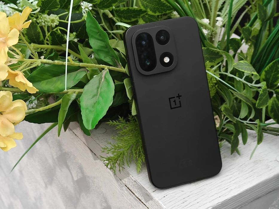 Oneplus 15 12/256gb новый