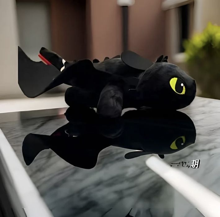 Дракон беззубик на авто