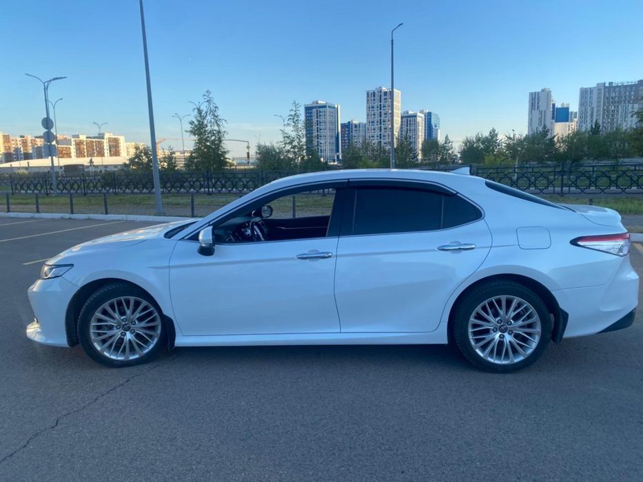 Toyota Camry 70 2.5
