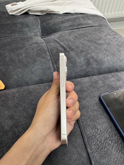 iPhone 15 pro 128gb