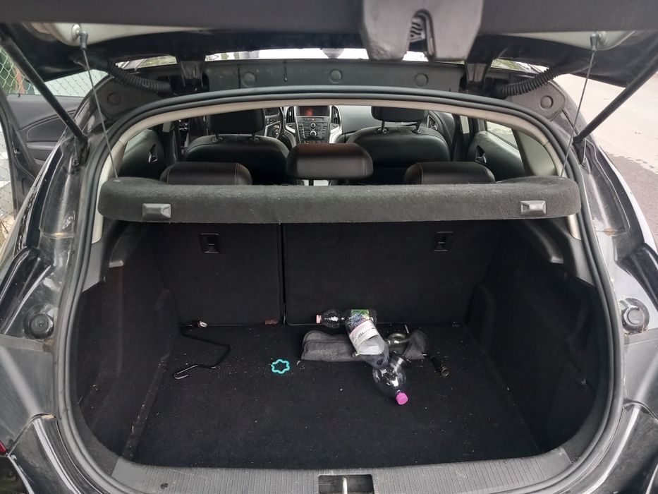 Opel Astra j - 1.7cdti-110кс/2012г./-на части