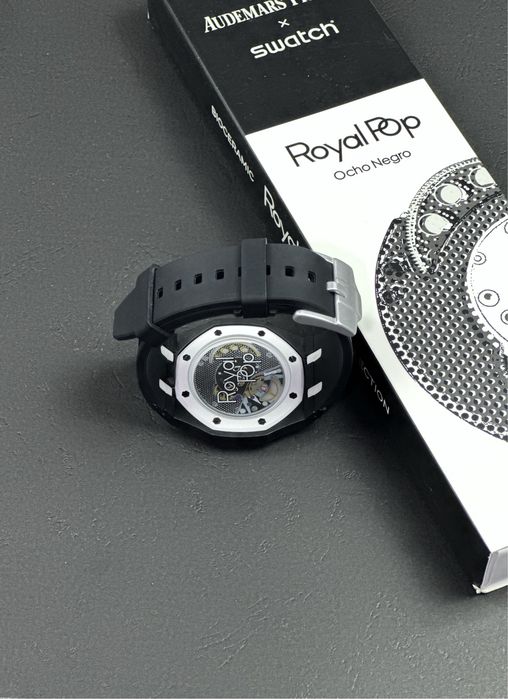 Ceas AP X Swatch Royal Pop “Ocho Negro”