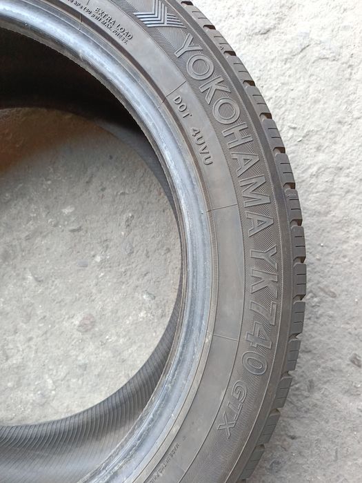 Еденички гума-2022г.-19цола-255/50-1бр.-150лв."YOKOHAMA"-като нова