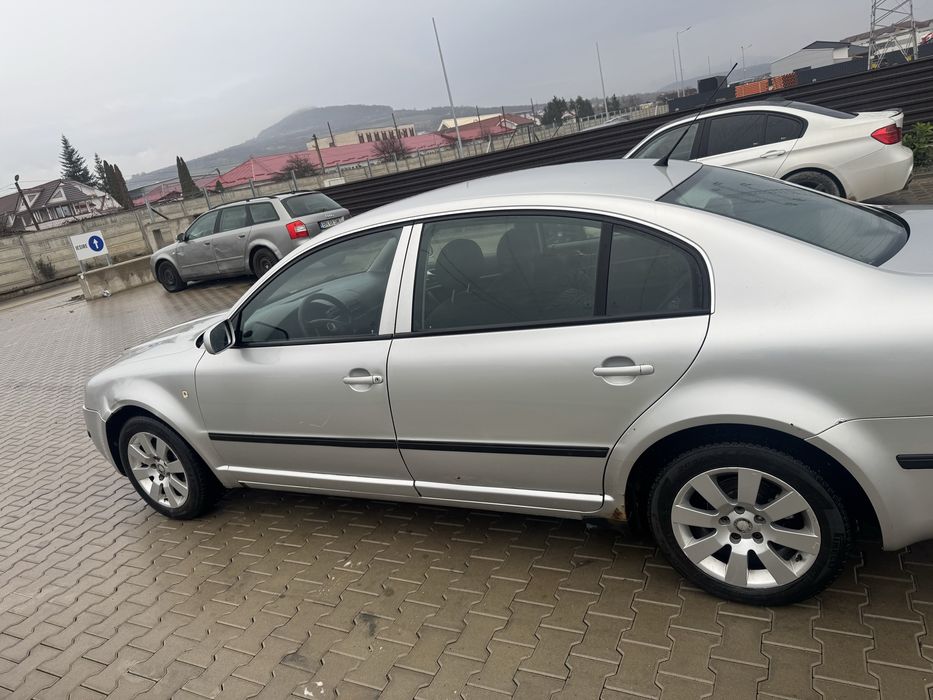 Skoda superb in stare foarte buna de functieonare. Fiscal pe loc !